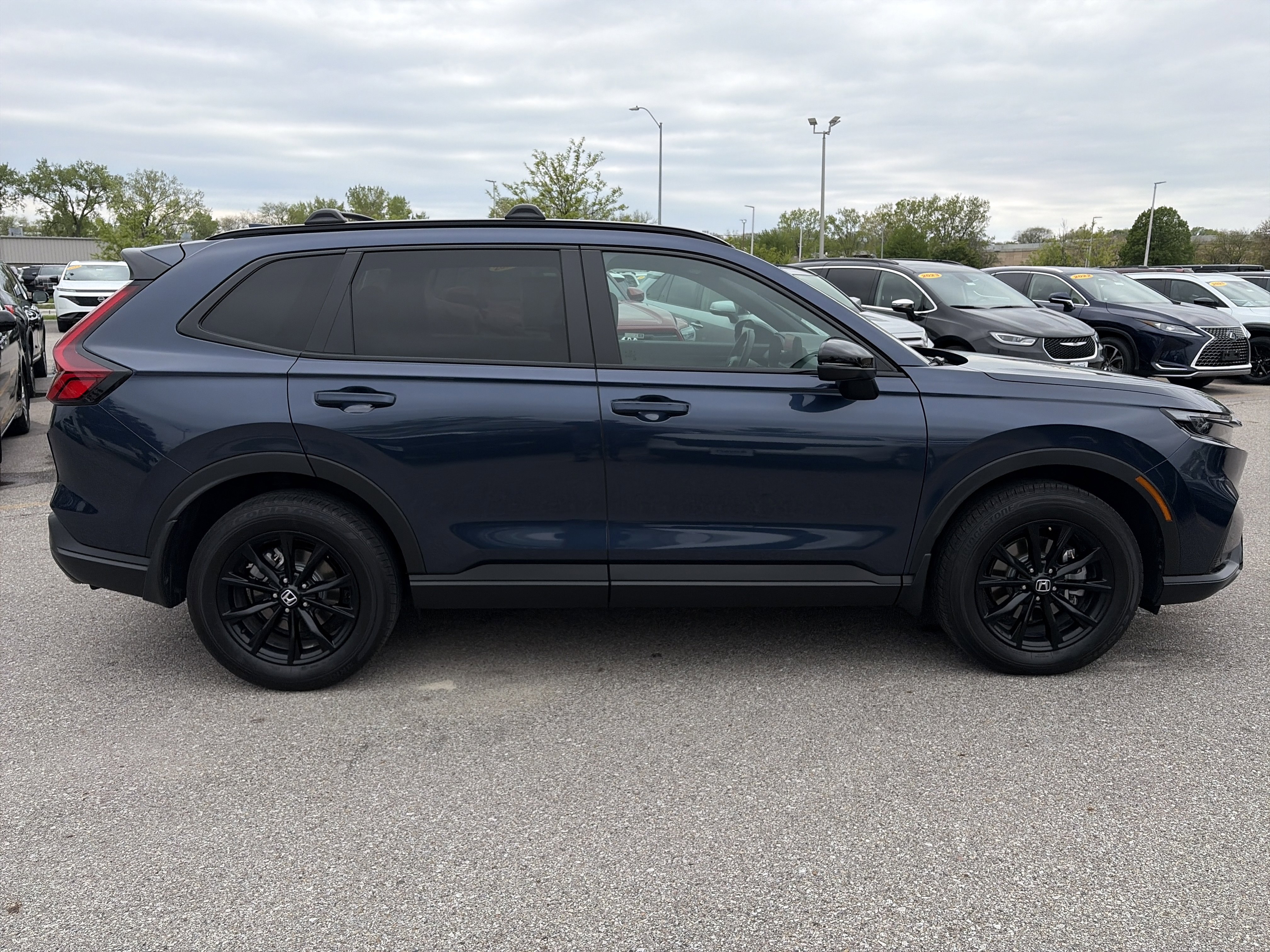 Certified 2025 Honda CR-V Sport-L image 4