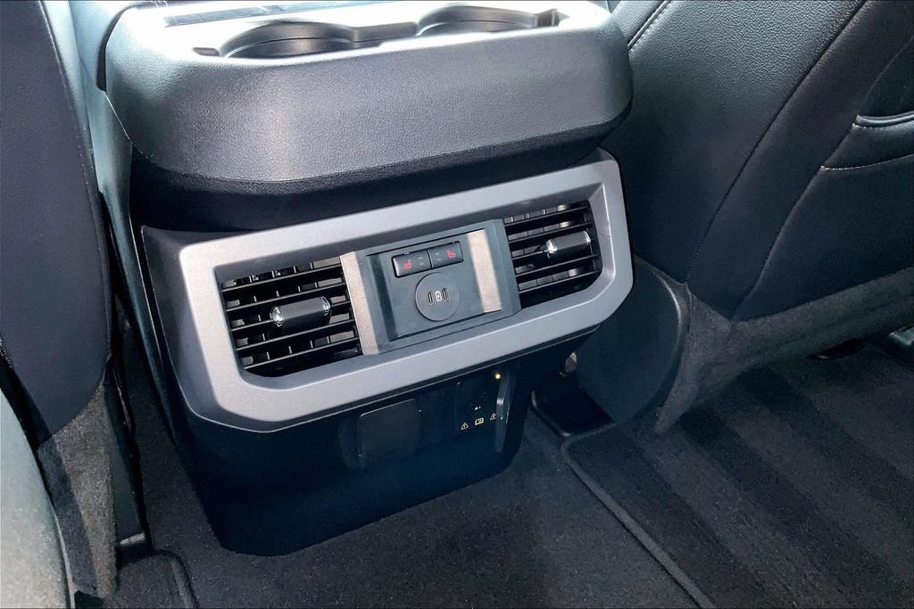 Used 2024 Ford F350 Lariat AWD/4WD image 29