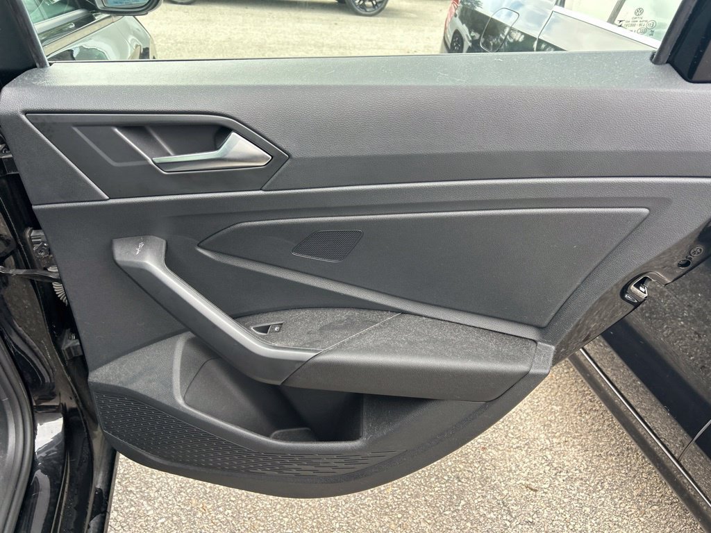 Used 2024 Volkswagen Jetta Sport FWD image 37