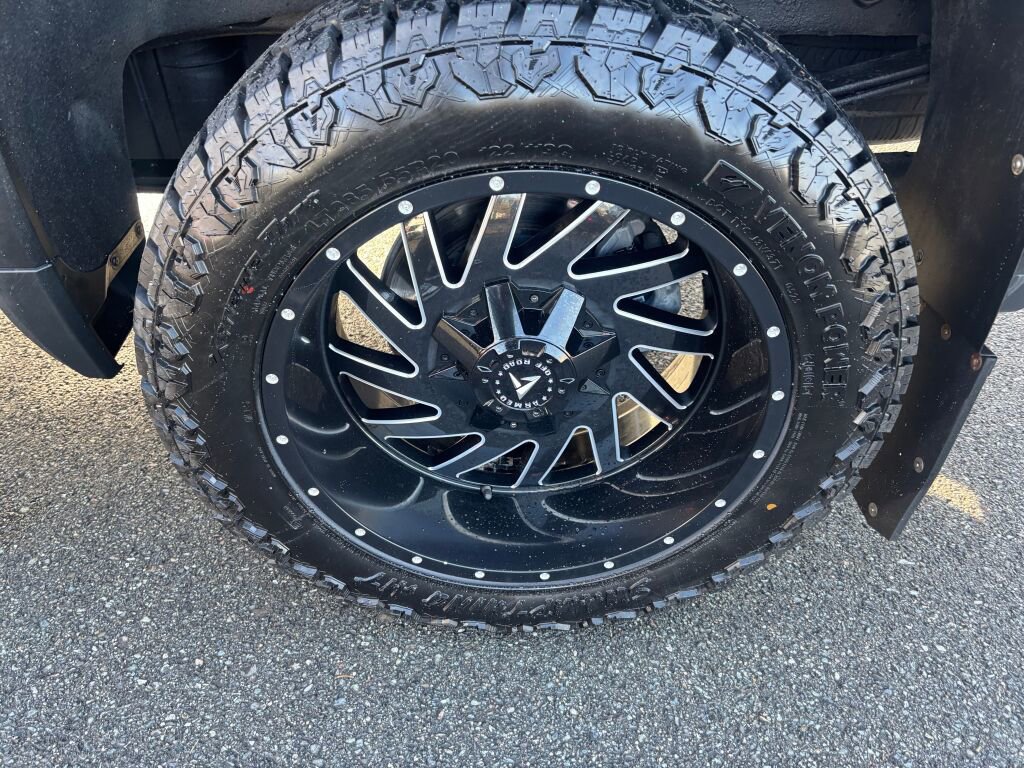 Used 2021 GMC Sierra 1500 AT4 image 9