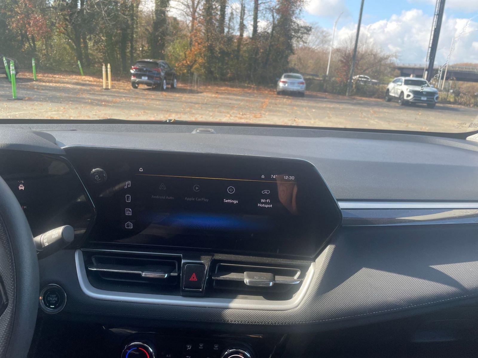 Used 2025 Chevrolet TrailBlazer LT w/ Driver Confidence Package image 18