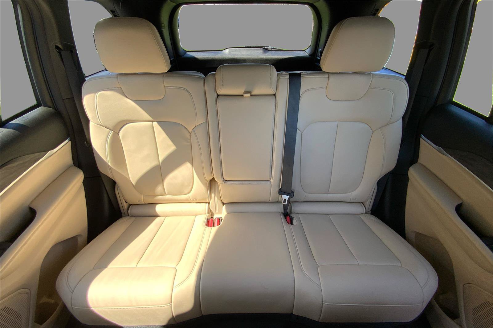 Used 2023 Jeep Grand Cherokee Limited AWD/4WD image 14