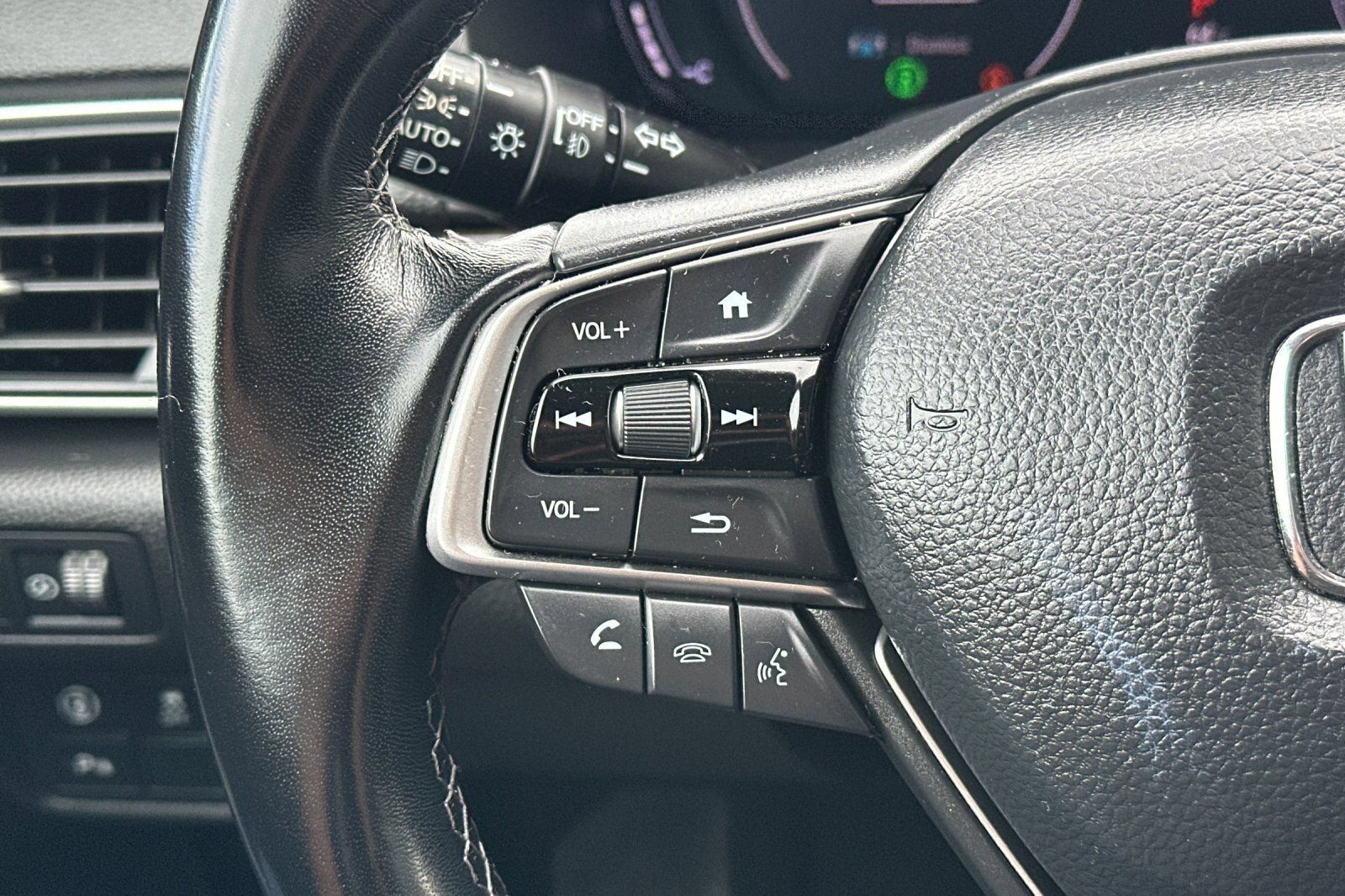 Used 2021 Honda Accord EX-L image 28