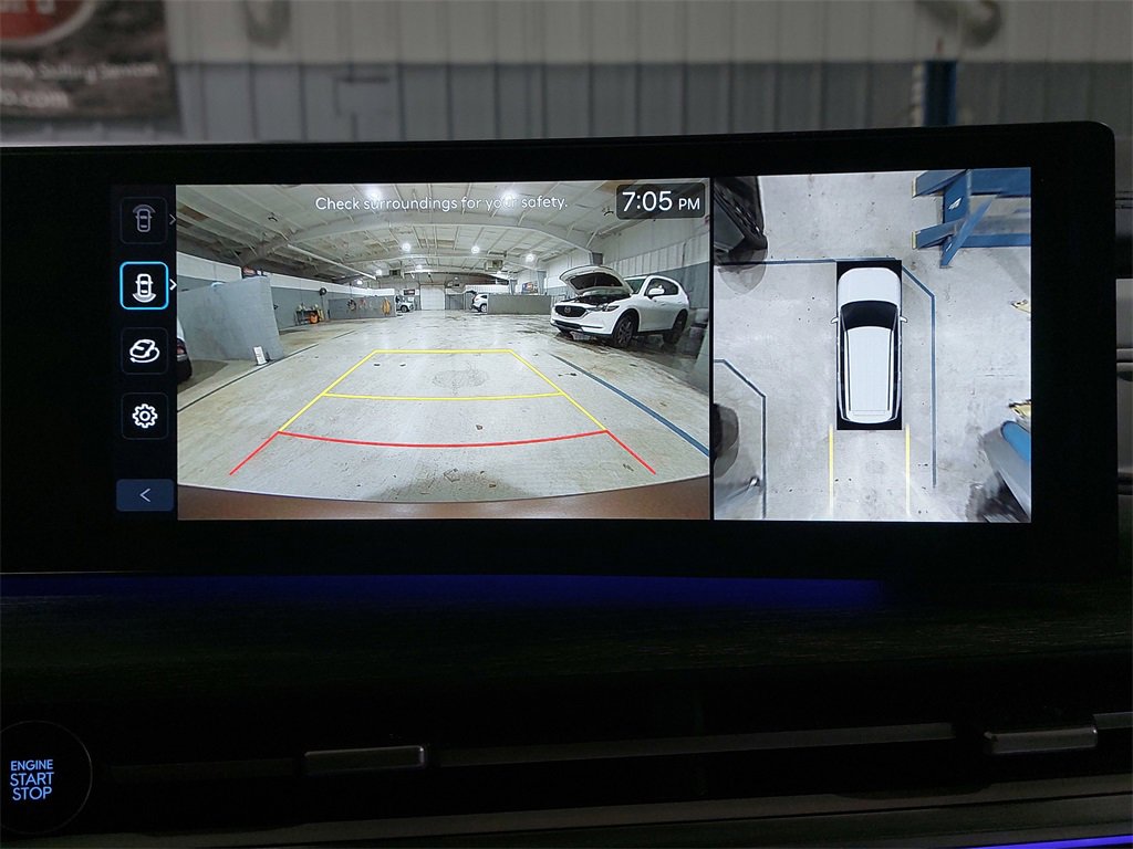 Used 2025 Hyundai Santa Fe Calligraphy image 24