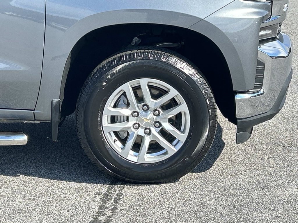 Used 2021 Chevrolet Silverado 1500 LT AWD/4WD image 10
