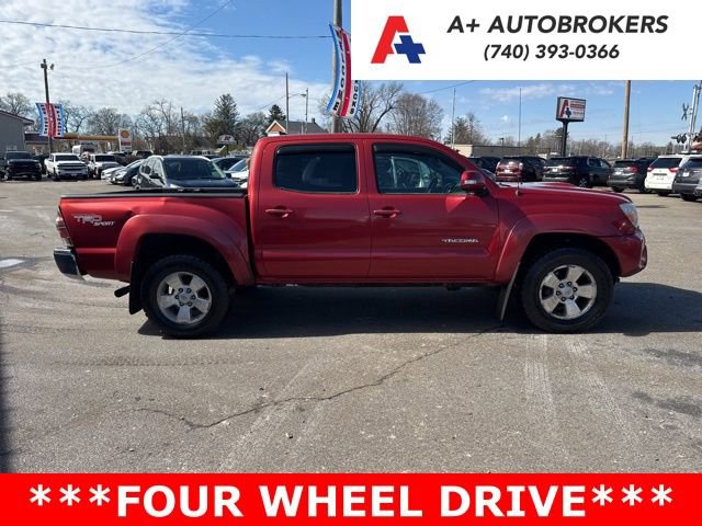 Used 2012 Toyota Tacoma 4x4 Double Cab w/ TRD Sport Pkg image 2