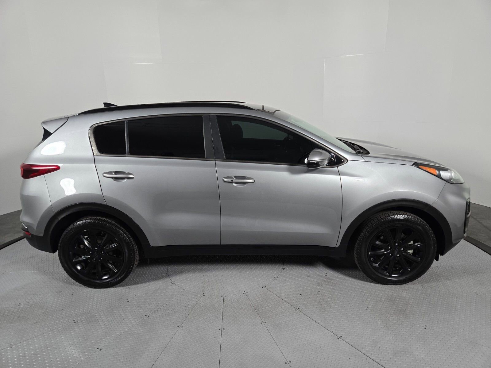 Used 2022 Kia Sportage Nightfall Edition w/ Nighfall AWD Premium Package image 6