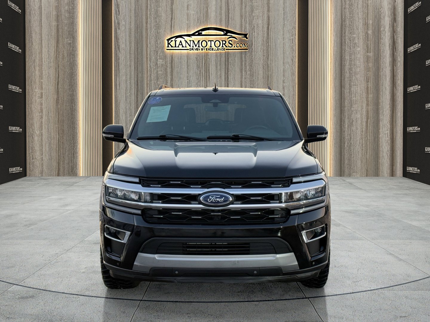Used 2023 Ford Expedition Max Limited image 2