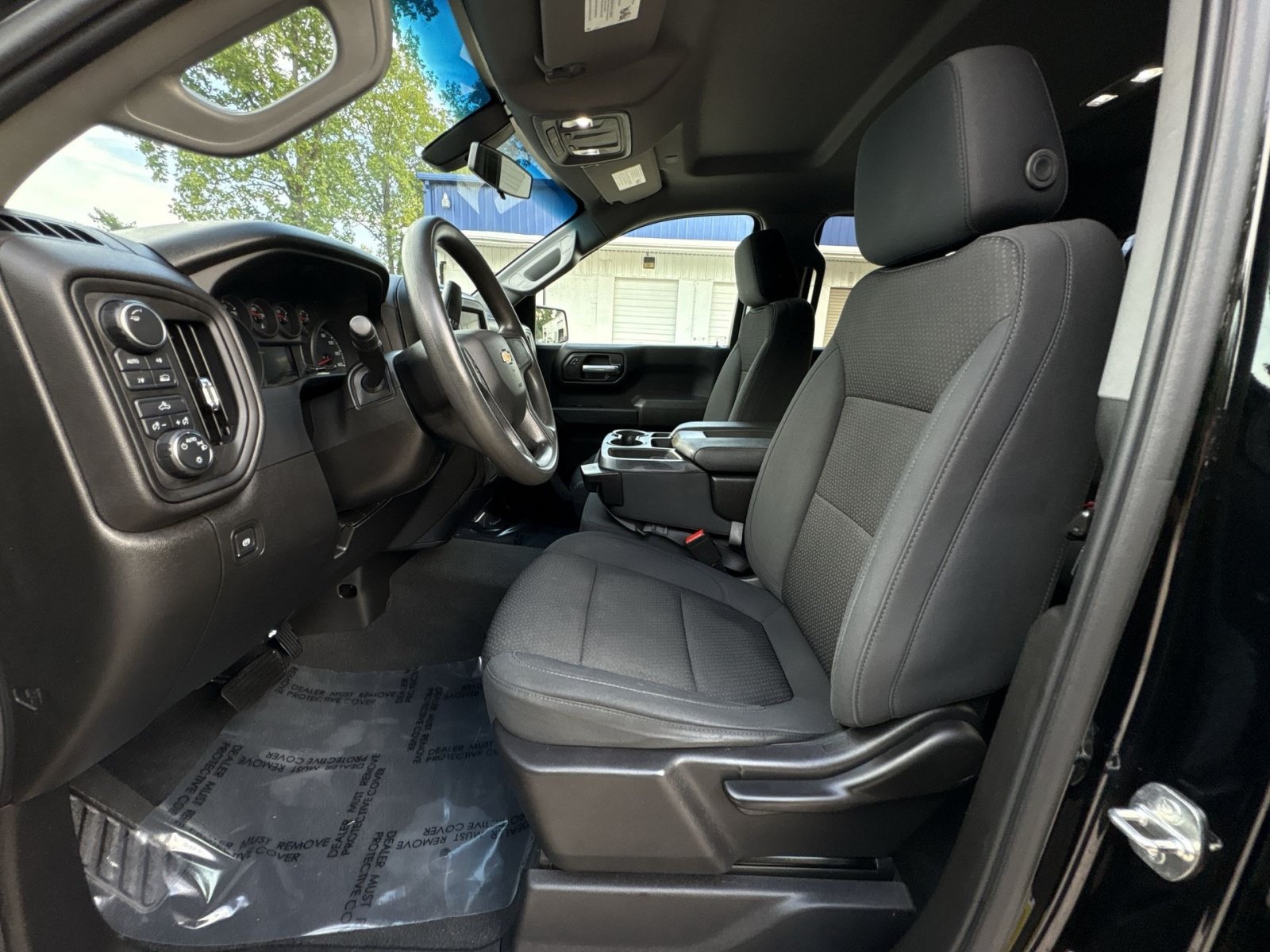 Used 2021 Chevrolet Silverado 1500 Custom w/ LPO, Dark Essentials Package AWD/4WD image 17