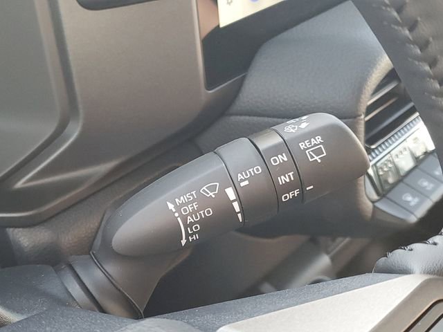 Used 2025 Toyota Land Cruiser image 20