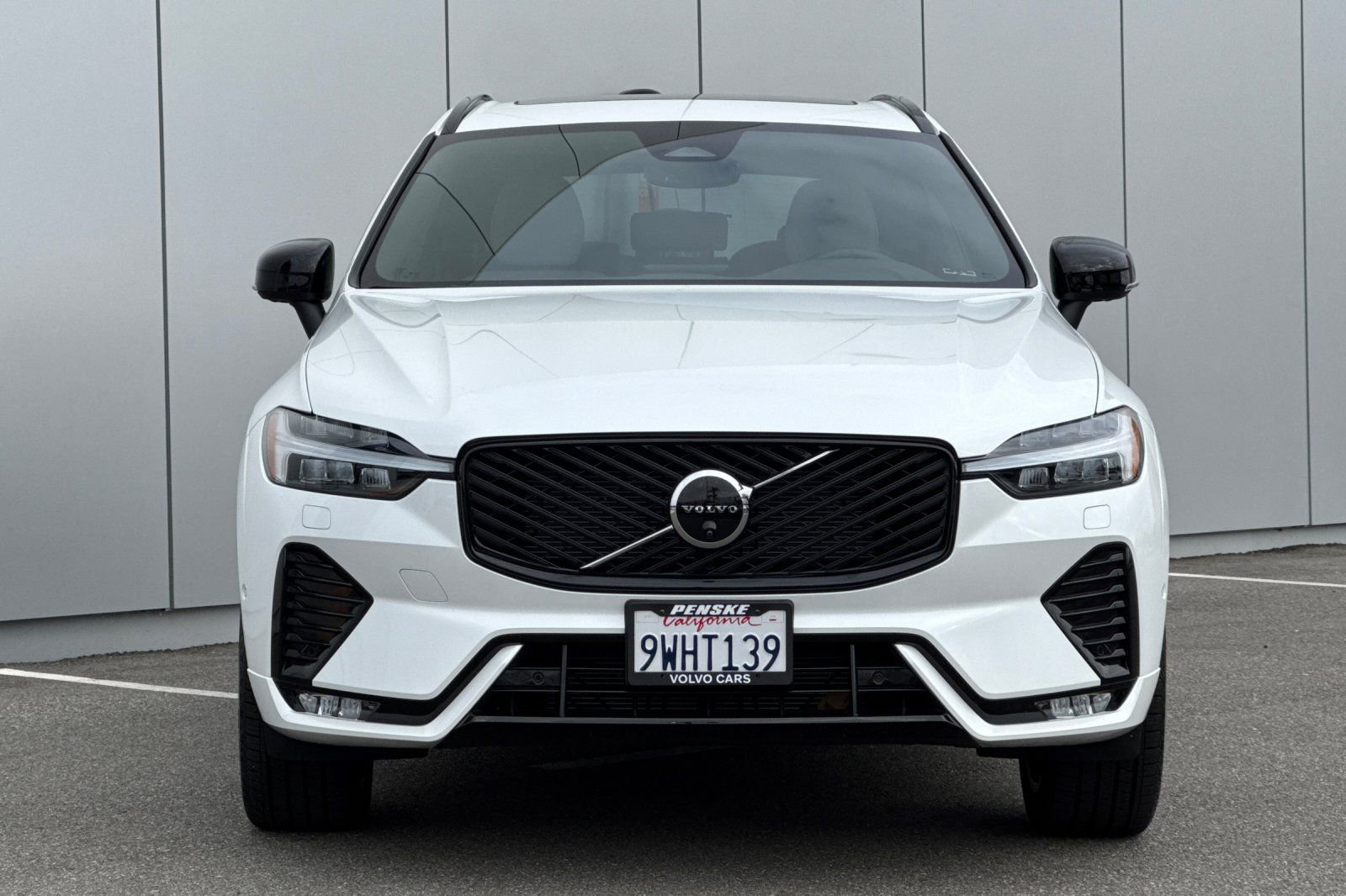 Certified 2026 Volvo XC60 B5 Plus w/ Protection Package Premier AWD/4WD image 8