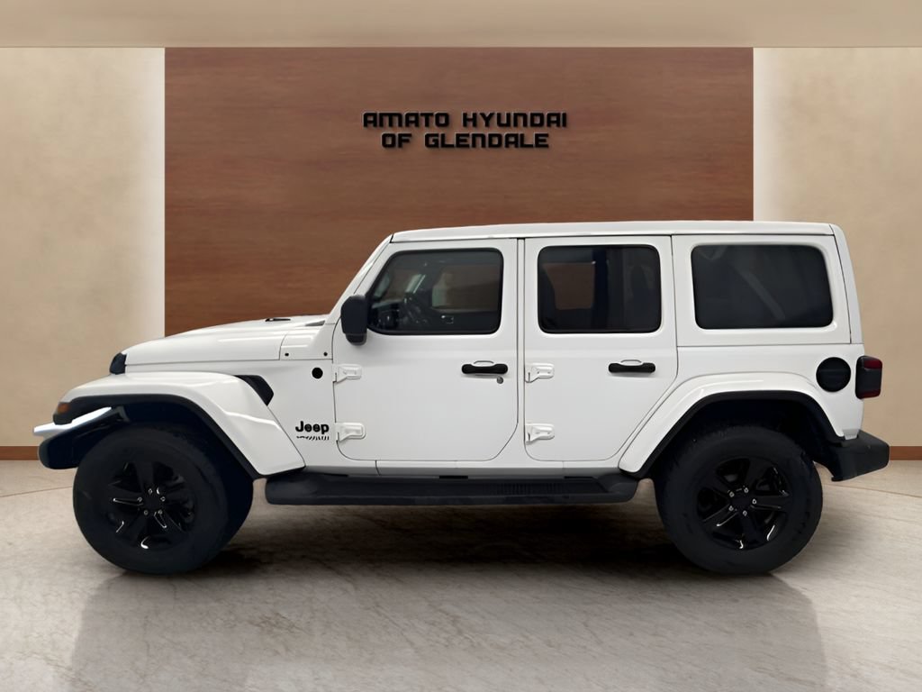 Used 2020 Jeep Wrangler Unlimited Sahara AWD/4WD image 3