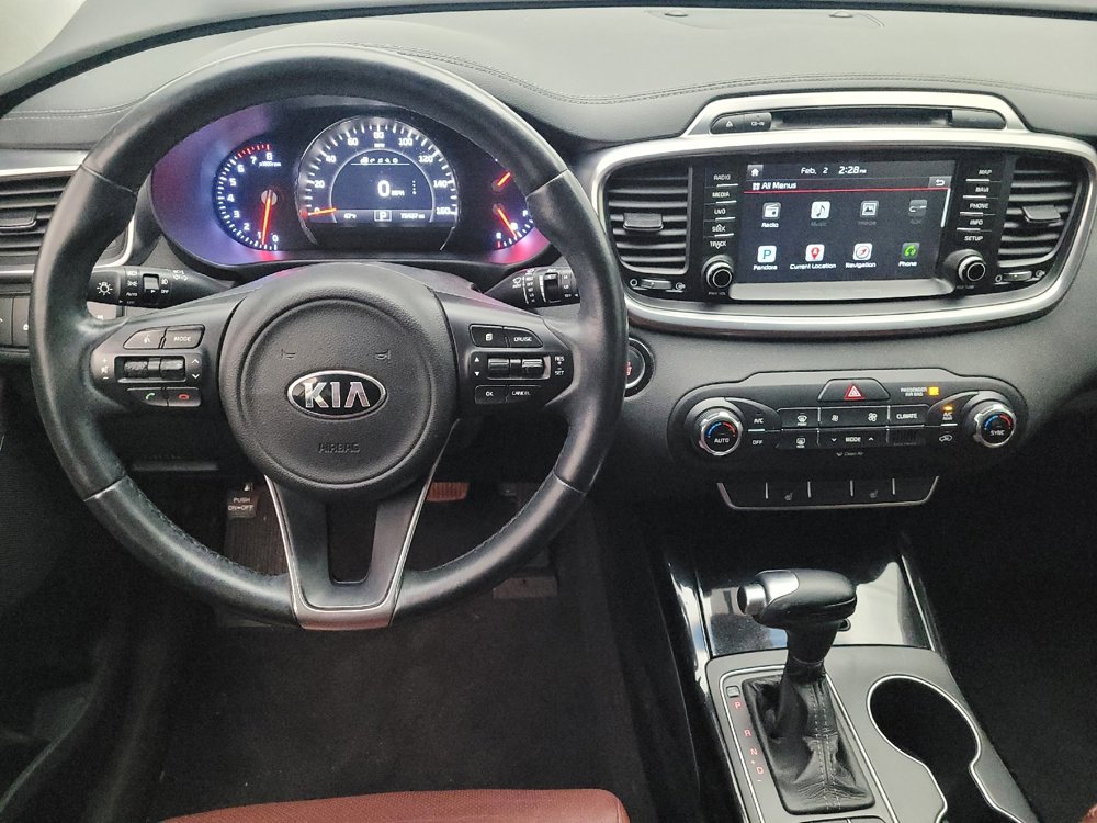 Used 2017 Kia Sorento SX image 22