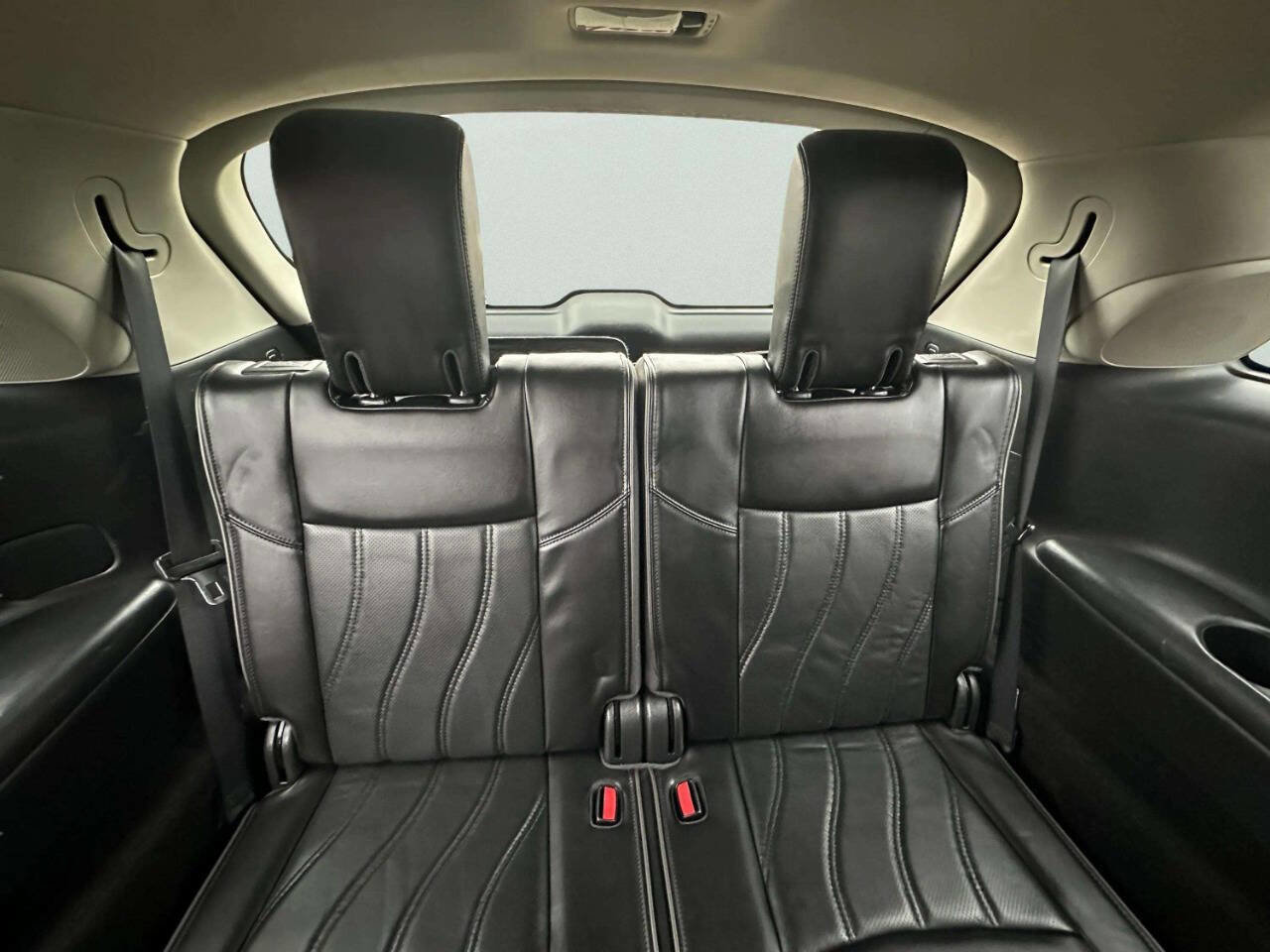 Used 2015 INFINITI QX60 Base AWD 4dr SUV w/ Premium Plus Package image 17