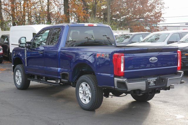 New 2026 Ford F250 XLT w/ FX4 Off-Road Package AWD/4WD image 8