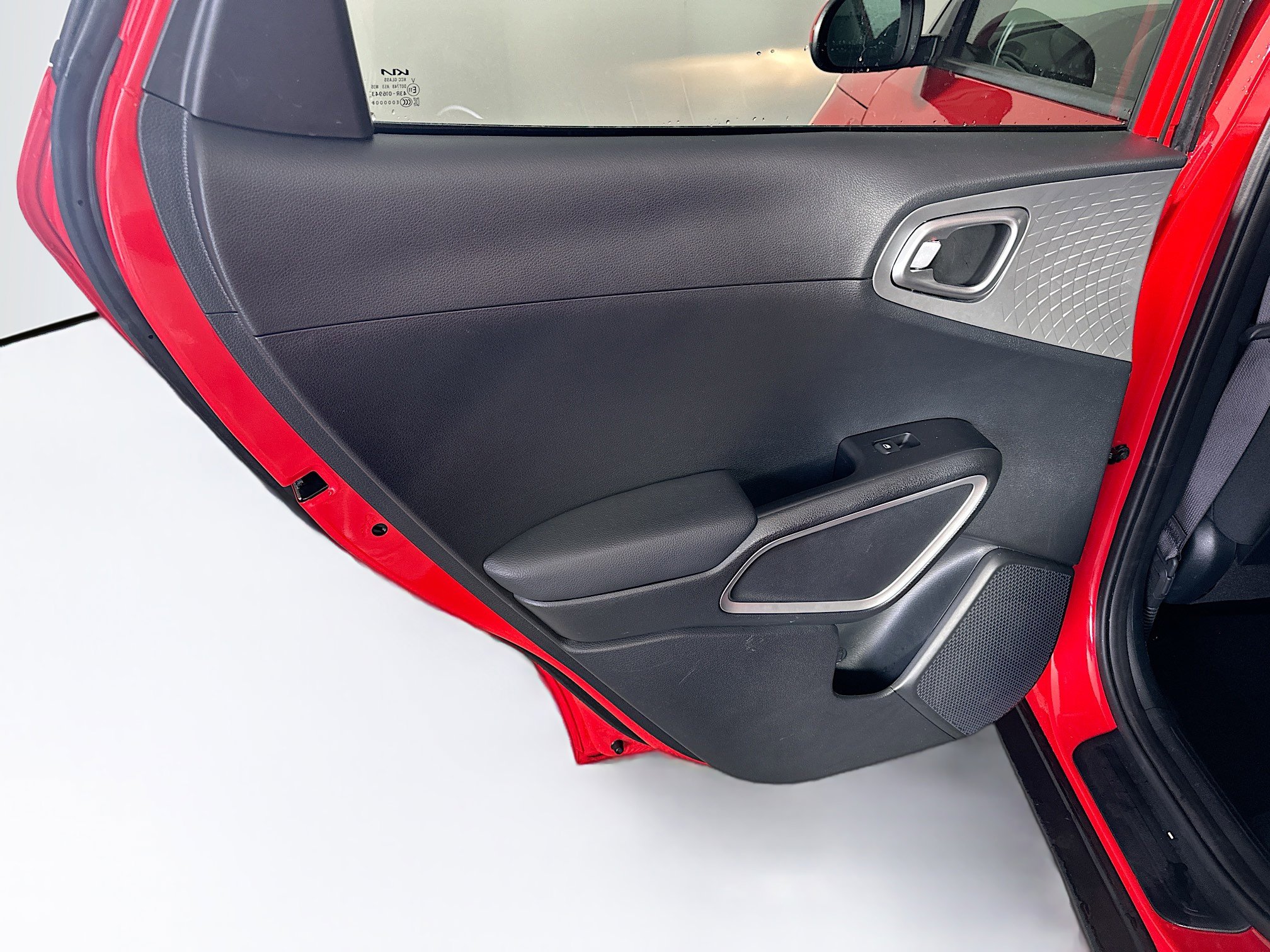 Used 2025 Kia Soul LX w/ LX Technology Package image 26