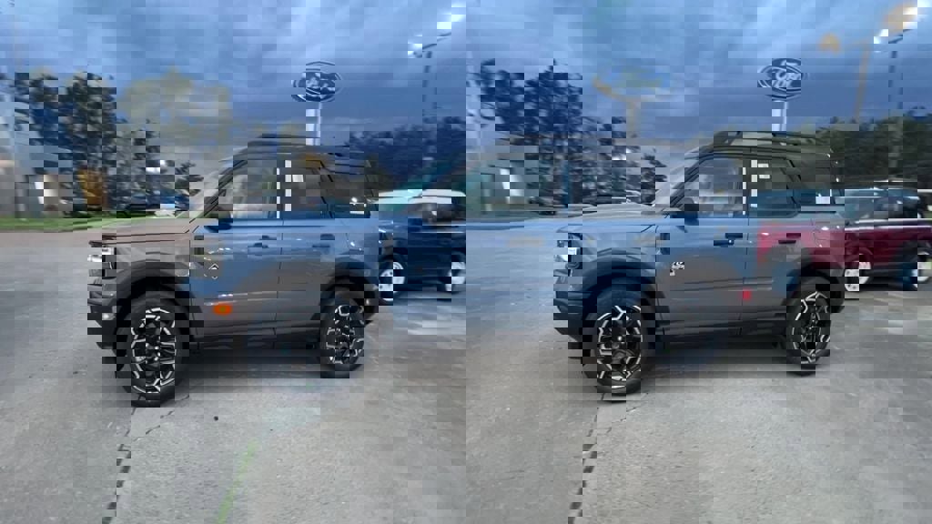 New 2026 Ford Bronco Sport Outer Banks image 3