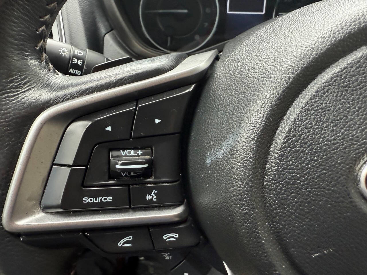 Used 2019 Subaru Ascent Limited AWD/4WD image 42