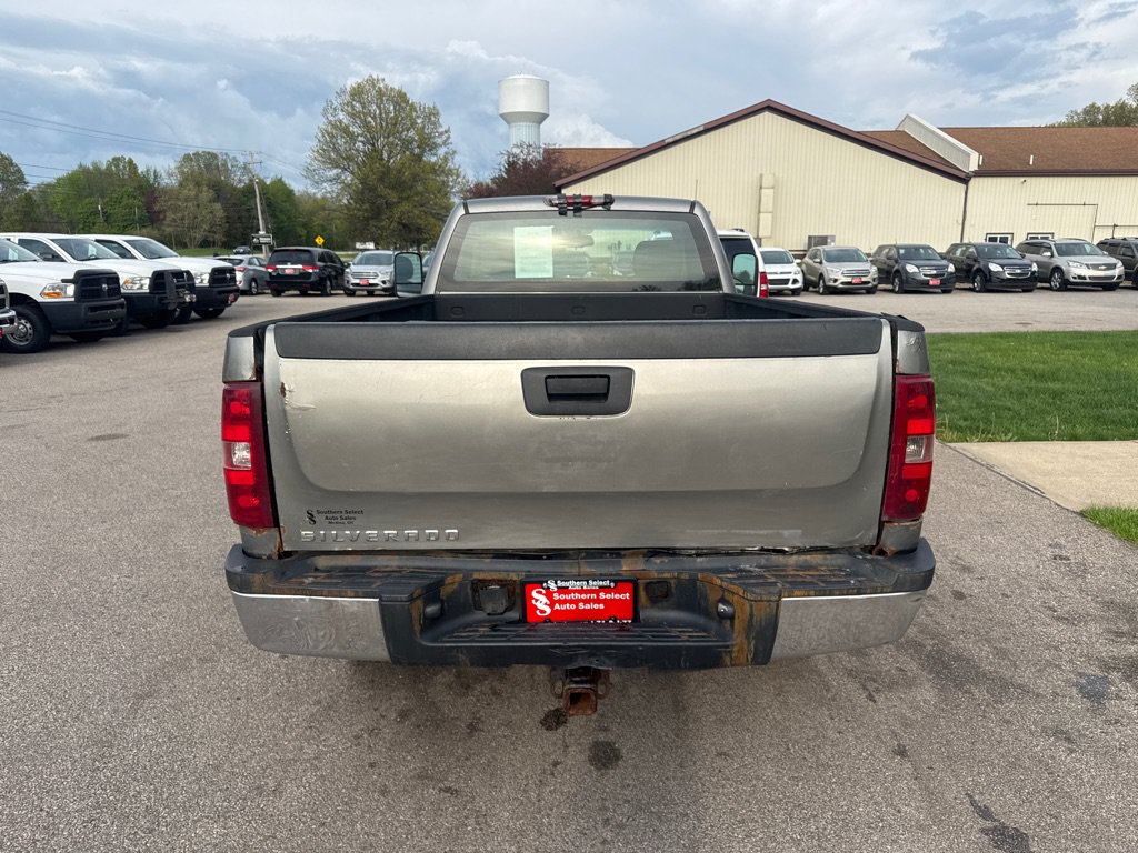 Used 2007 Chevrolet Silverado 2500 W/T w/ Snow Plow Prep Package AWD/4WD image 7