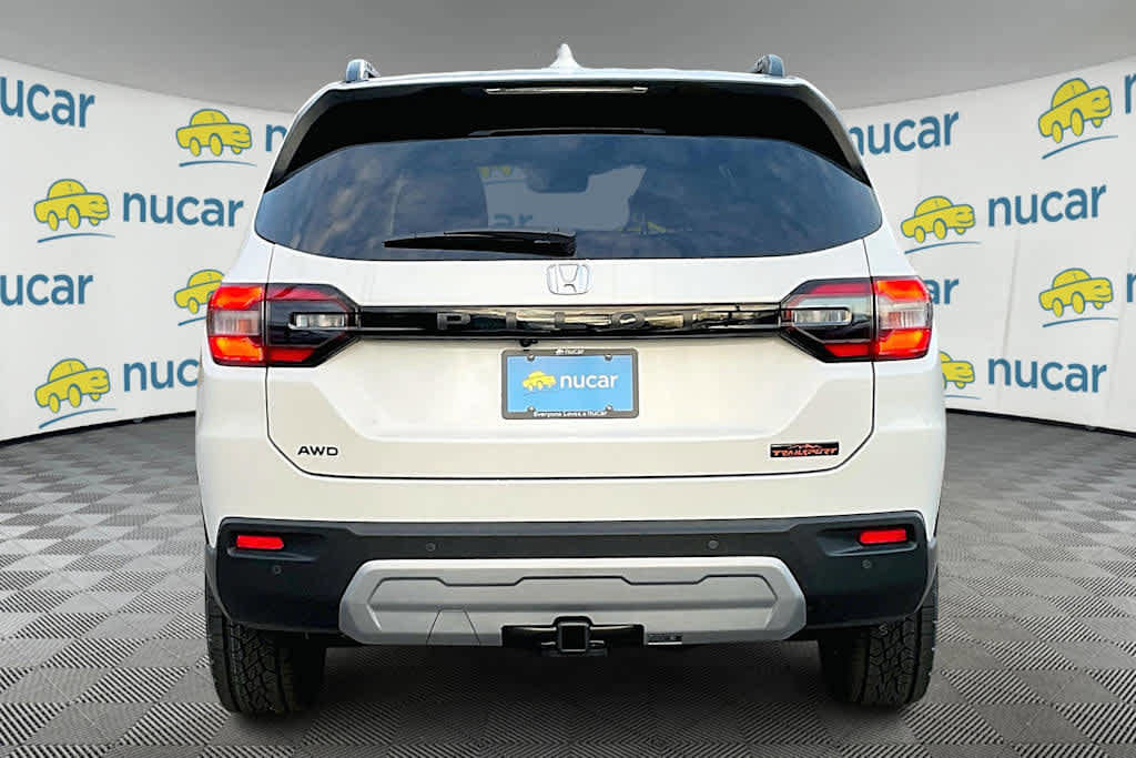 New 2025 Honda Pilot TrailSport image 5