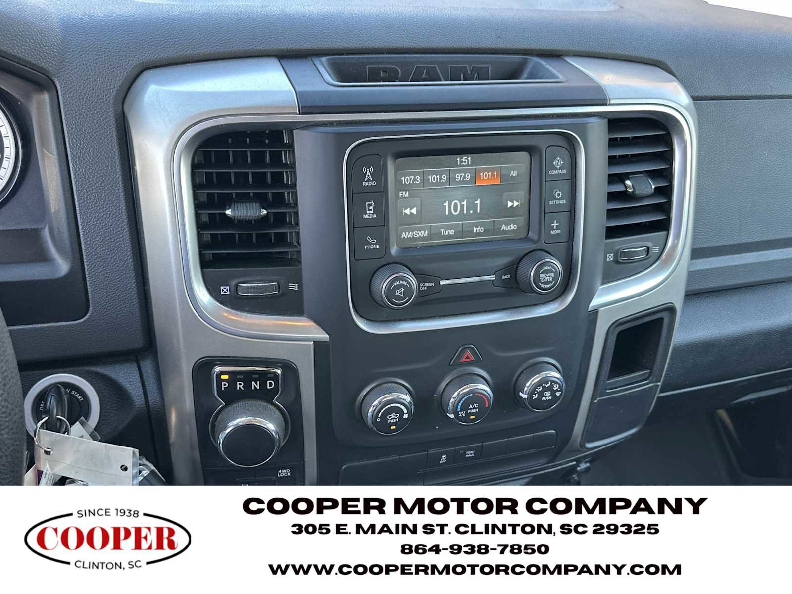 Used 2020 RAM 1500 Classic SLT AWD/4WD image 23