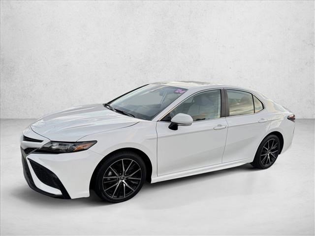 Used 2024 Toyota Camry SE