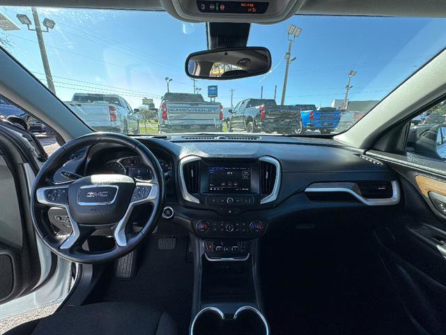 Used 2021 GMC Terrain SLE w/ Driver Convenience Package FWD image 15
