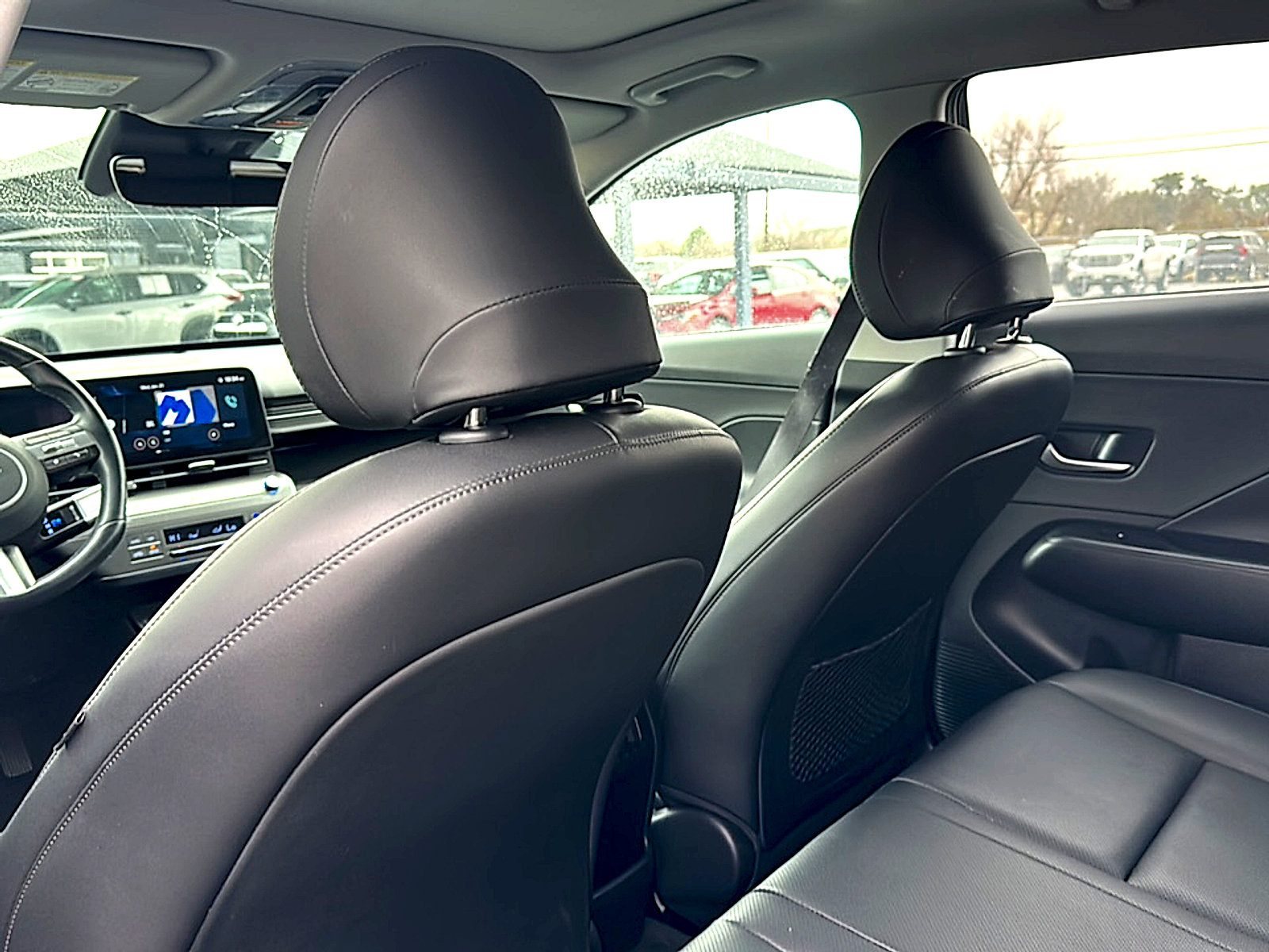 Used 2024 Hyundai Kona Limited image 17