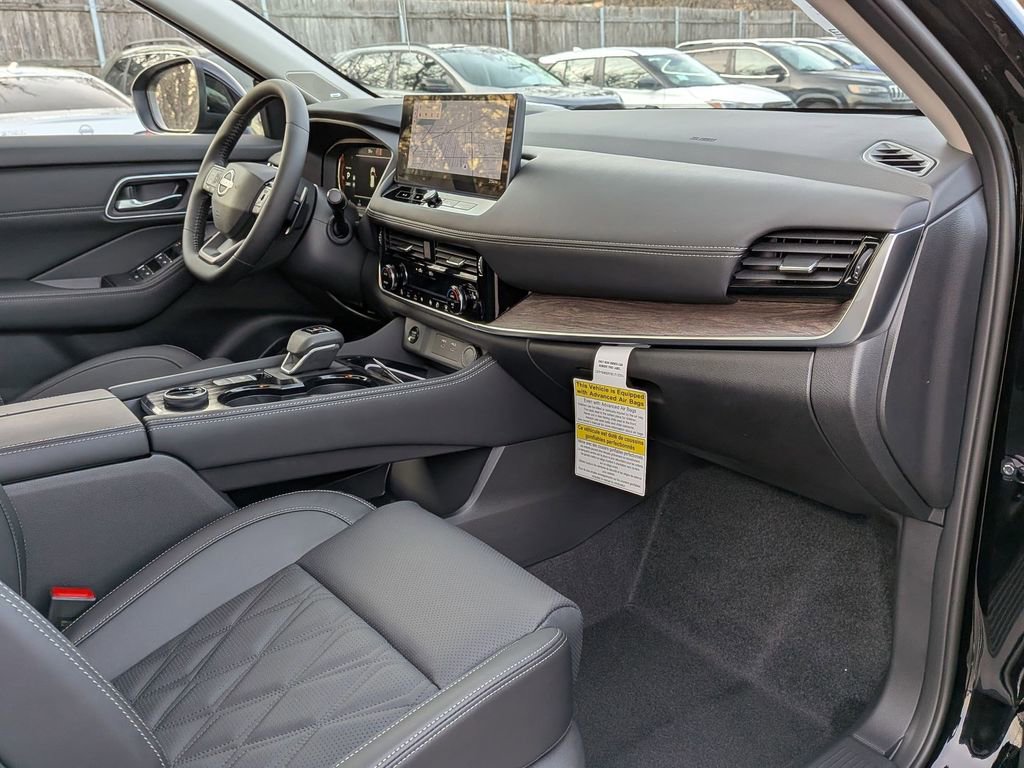 New 2026 Nissan Rogue Platinum w/ Platinum Premium Package image 24