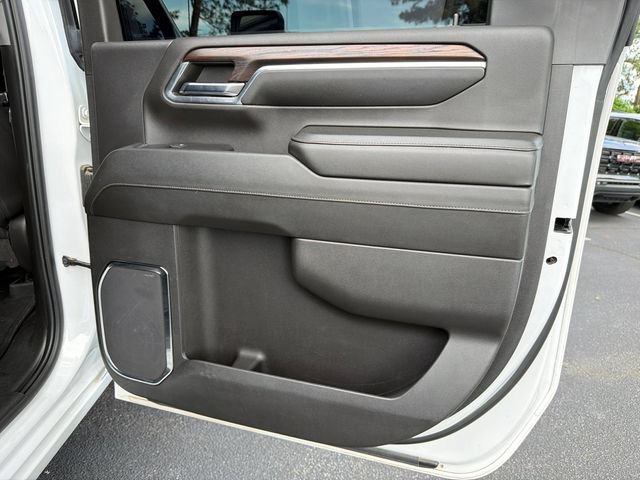 Used 2024 GMC Sierra 2500 SLT w/ SLT Premium Package AWD/4WD image 16