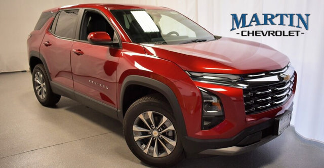 New 2026 Chevrolet Equinox LT w/ Convenience Package II AWD/4WD image 1