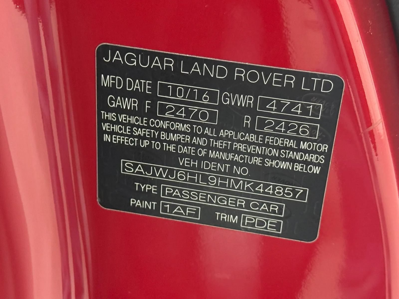Used 2017 Jaguar F-TYPE R AWD/4WD image 48