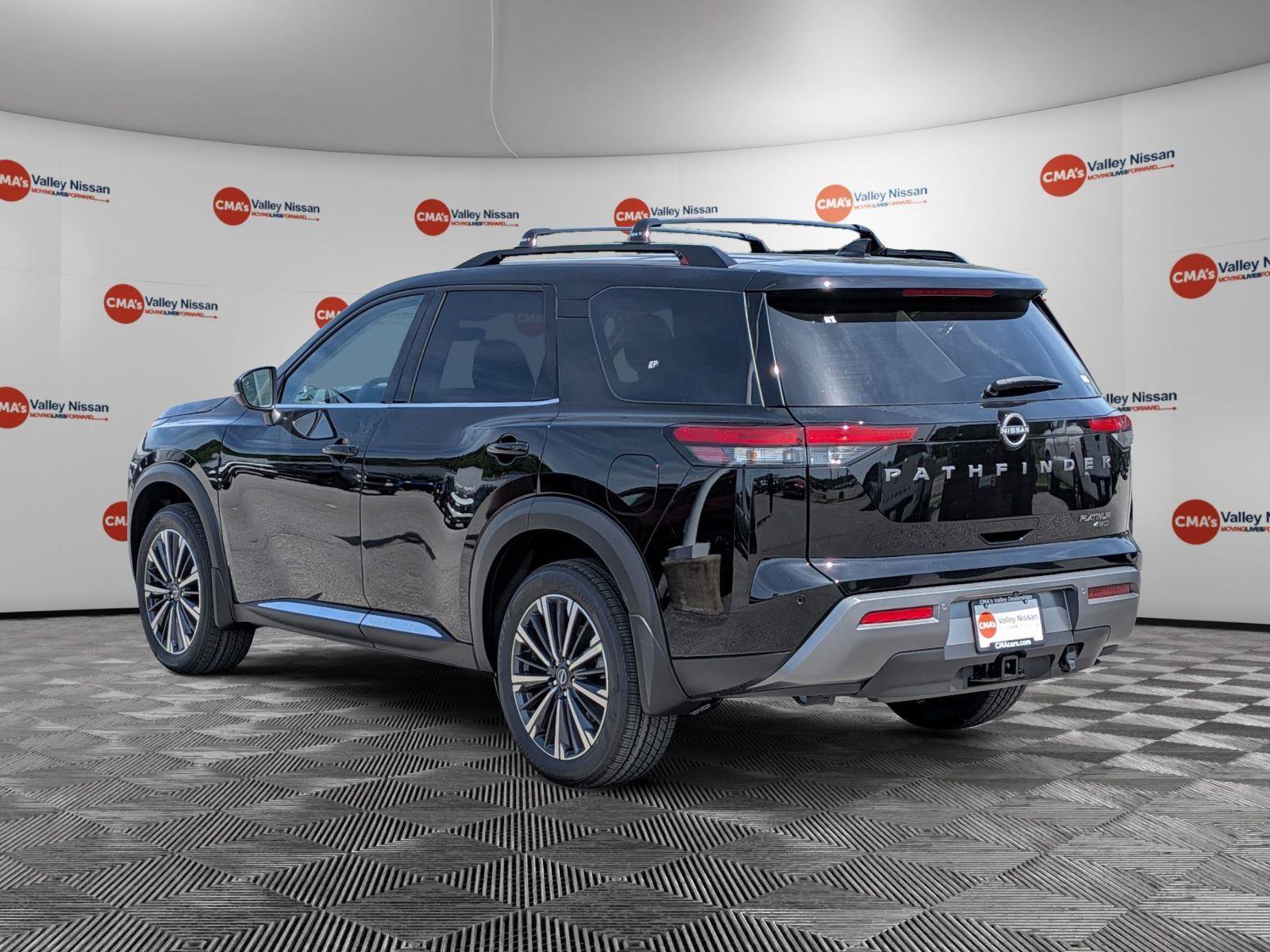 New 2026 Nissan Pathfinder Platinum w/ Accent Package AWD/4WD image 7