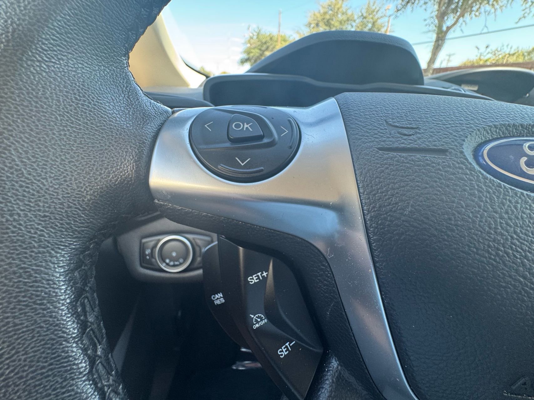Used 2017 Ford C-MAX SE FWD image 18
