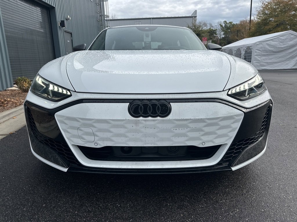 New 2026 Audi RS e-tron GT performance image 2