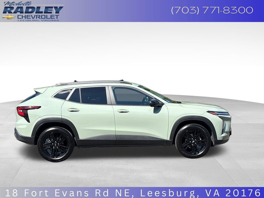 Used 2025 Chevrolet Trax ACTIV w/ Driver Confidence Package FWD image 7