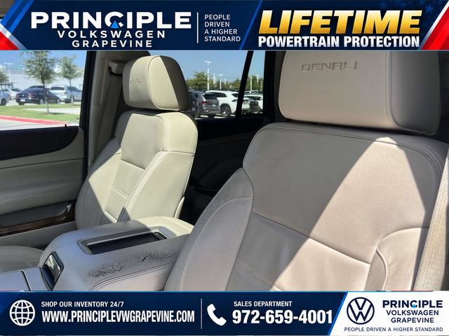 Used 2015 GMC Yukon Denali w/ Touring Package RWD image 12