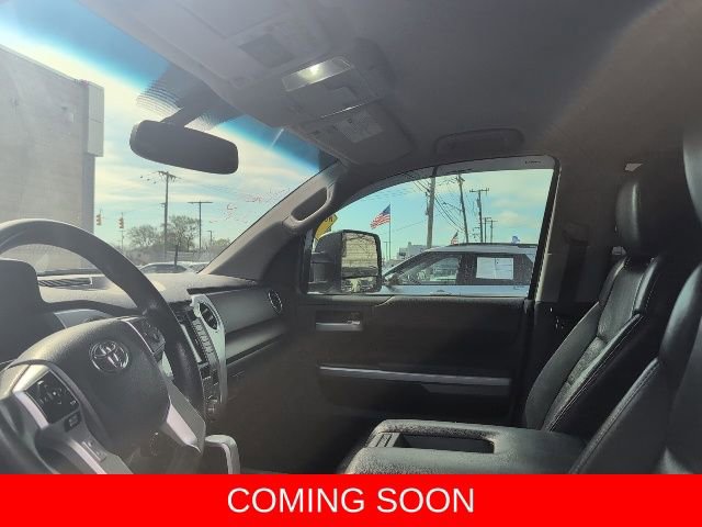 Used 2016 Toyota Tundra SR5 w/ SR5 Upgrade Package AWD/4WD image 5