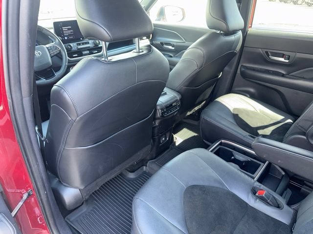 Used 2024 Toyota Grand Highlander AWD Hybrid image 19