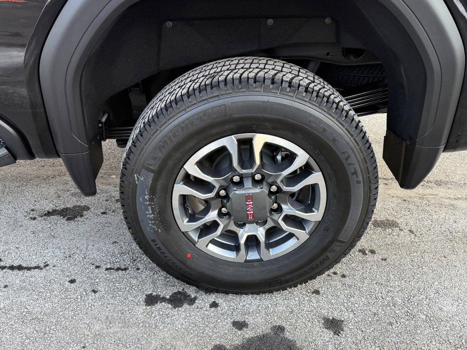 New 2026 GMC Sierra 2500 SLT w/ SLT Convenience Package image 10