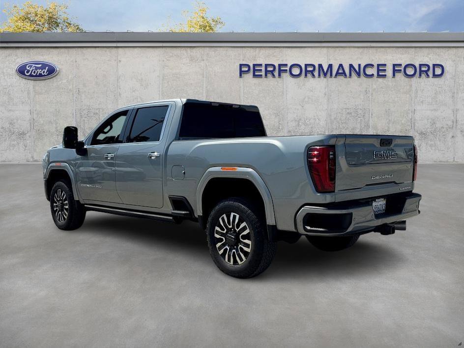 Used 2024 GMC Sierra 2500 Denali Ultimate w/ Max Trailering Package image 11