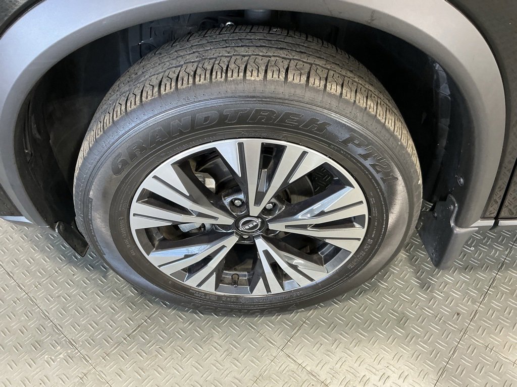 Used 2023 Nissan Rogue SV image 33