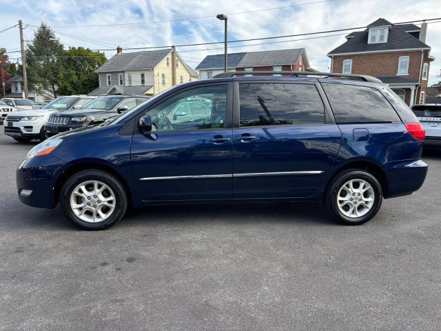 Used 2007 Toyota Sienna XLE Limited image 6