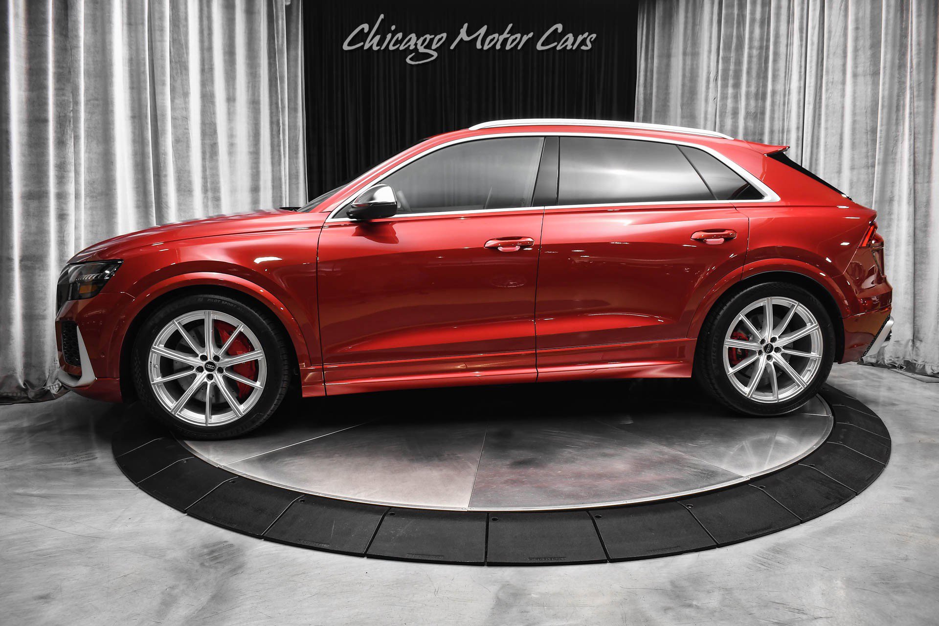 Used 2024 Audi RS Q8 image 1