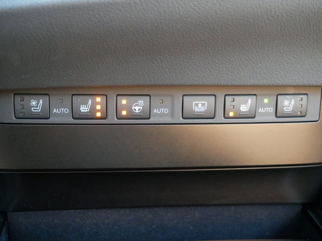 Certified 2025 Lexus ES 350 Ultra Luxury w/ Accessory Package (Z2) FWD image 23