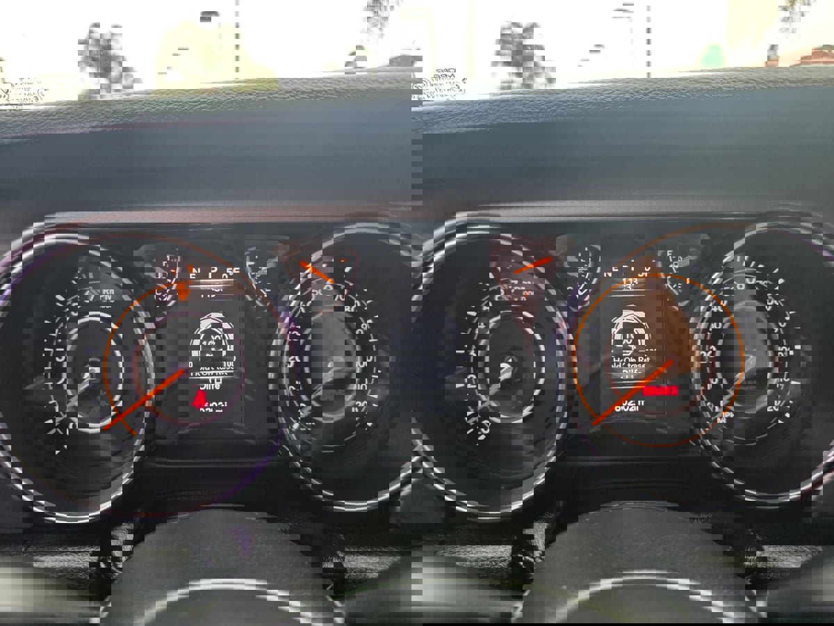 Used 2022 Jeep Gladiator Sport image 18