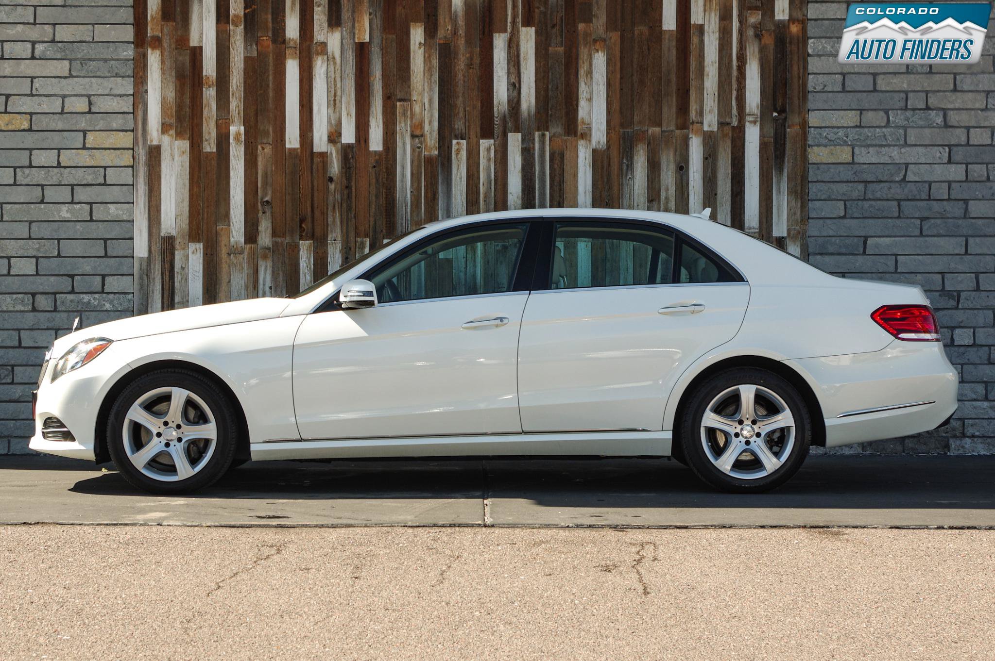 Used 2014 Mercedes-Benz E 350 4MATIC Sedan image 3