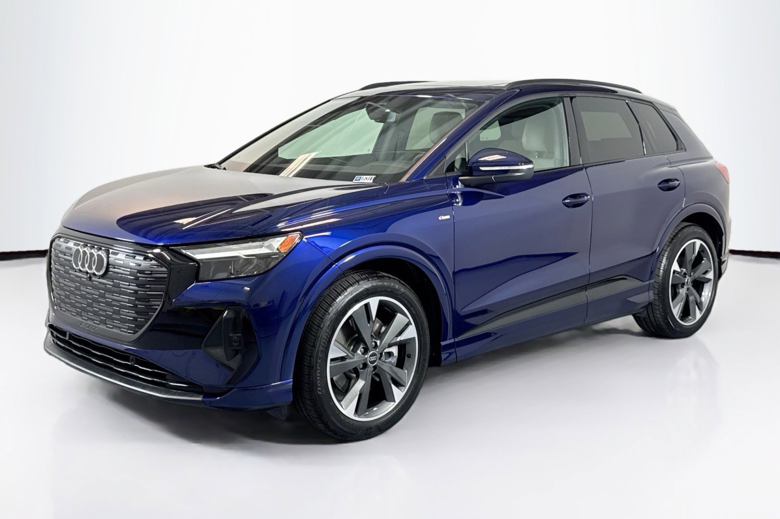 Used 2025 Audi Q4 e-tron Premium