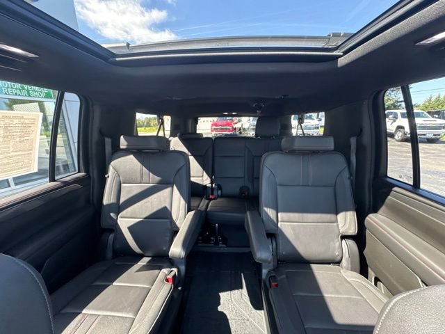 Used 2024 Chevrolet Suburban RST w/ Luxury Package AWD/4WD image 25