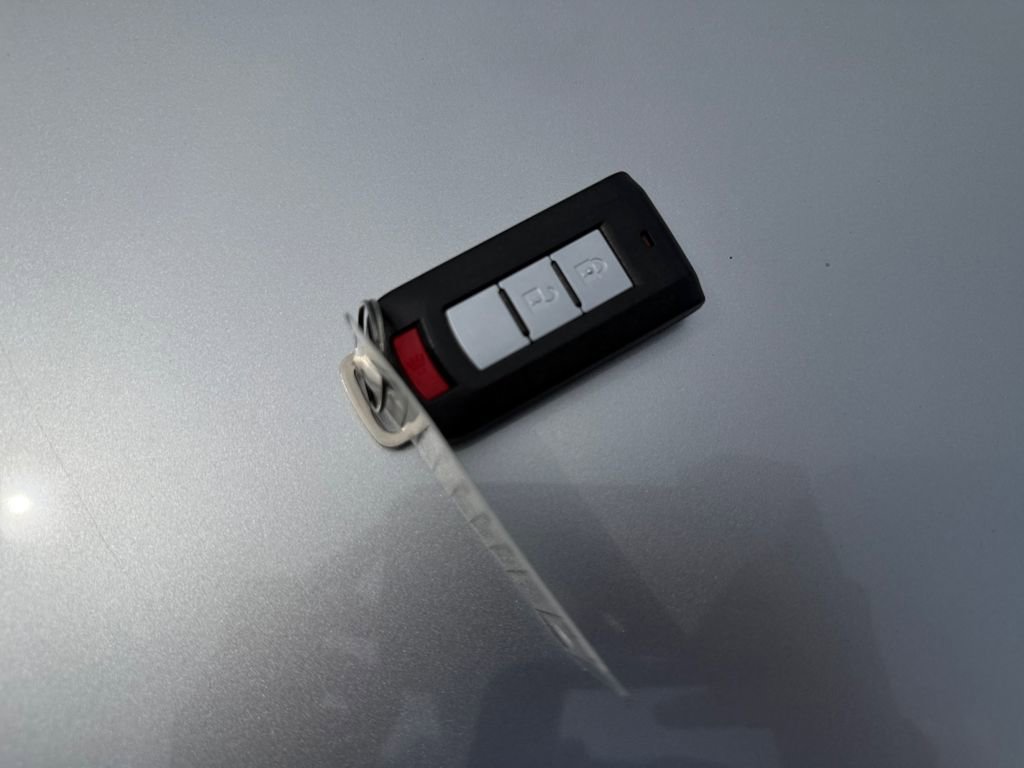 Used 2024 Mitsubishi Outlander Sport SE image 32